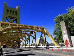 包含萨克拉门托国王今晨战术微调，志在欧篮联名次提升，信心回归，资深球员宣示担当的词条