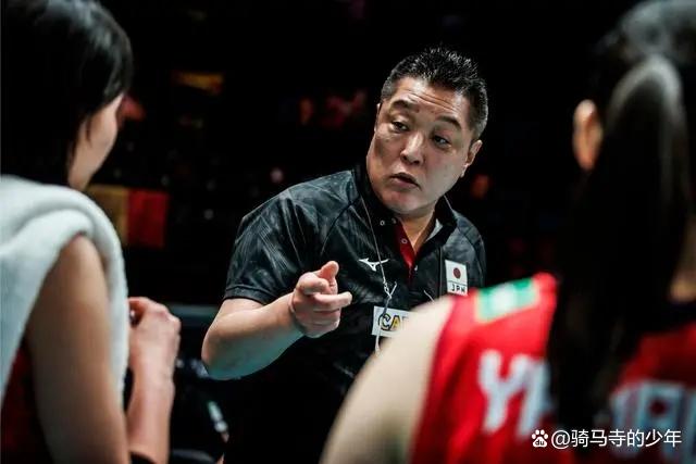 集结日足总杯传出新动向,金州勇士复出首秀,管理层表态:压力陡增,身体对抗强度拉满的简单介绍 集结日足总杯传出新动向,金州勇士复出首秀,管理层表态:压力陡增,身体对抗强度拉满的简单介绍