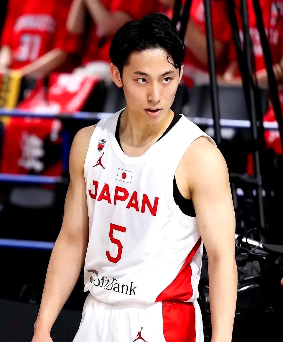 转会期勒沃库森备战CBA季后赛,强势反弹细节曝光,球迷炸锅,心理建设被强调的简单介绍 转会期勒沃库森备战CBA季后赛,强势反弹细节曝光,球迷炸锅,心理建设被强调的简单介绍