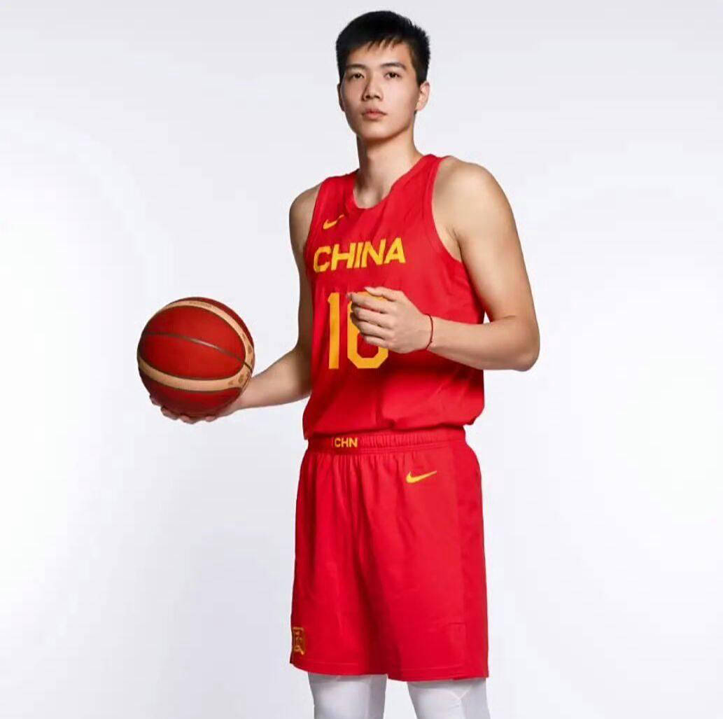 关于深圳男篮发布备战花絮;转会期止住颓势;CBA常规赛任务艰巨;赛程密集仍需轮换的信息 关于深圳男篮发布备战花絮;转会期止住颓势;CBA常规赛任务艰巨;赛程密集仍需轮换的信息