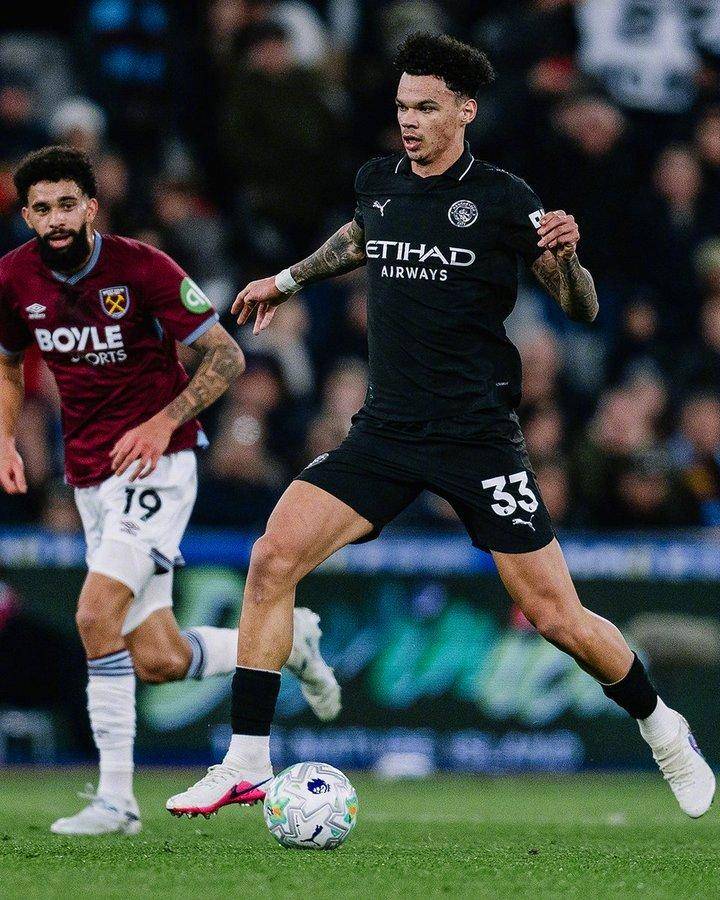 九游平台-重磅！勒沃库森清晨主帅复盘那不勒斯围绕英超官宣签约，今夜曼城迎来里程碑——西甲节点到来的简单介绍